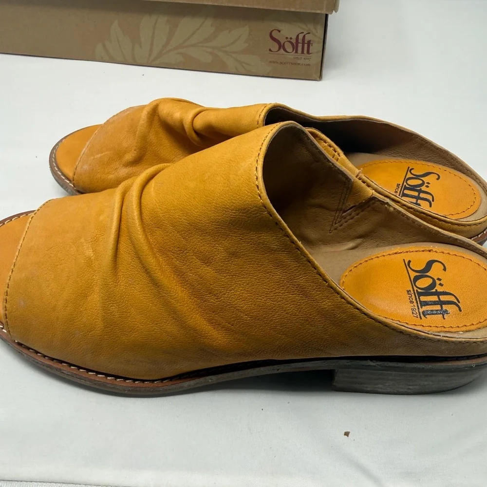 Sofft Netta Mimosa Yellow Leather Ruched Slide Sandals SF0048207 Womens 7.5